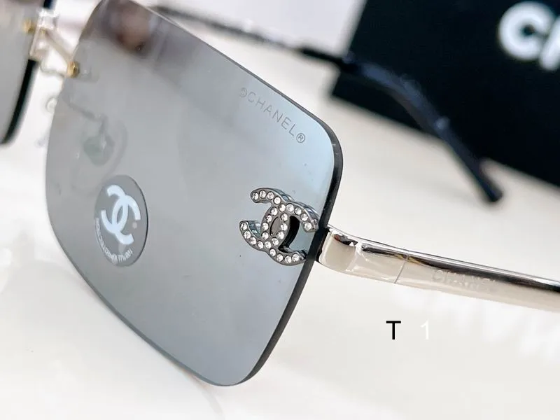 Chanel CH4218 60 19-142 a07
